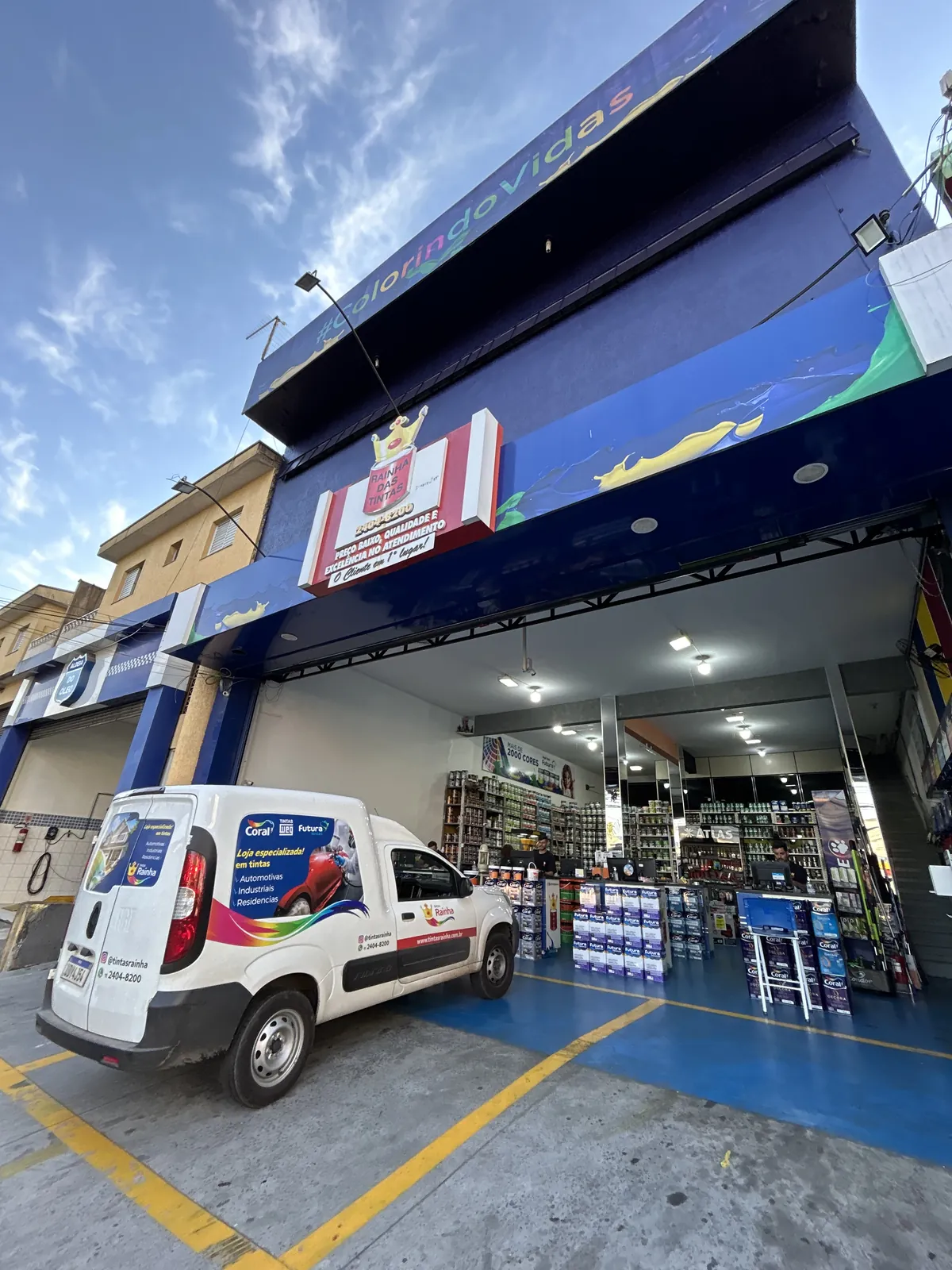 Fachada da loja Tintas Rainha em Guarulhos